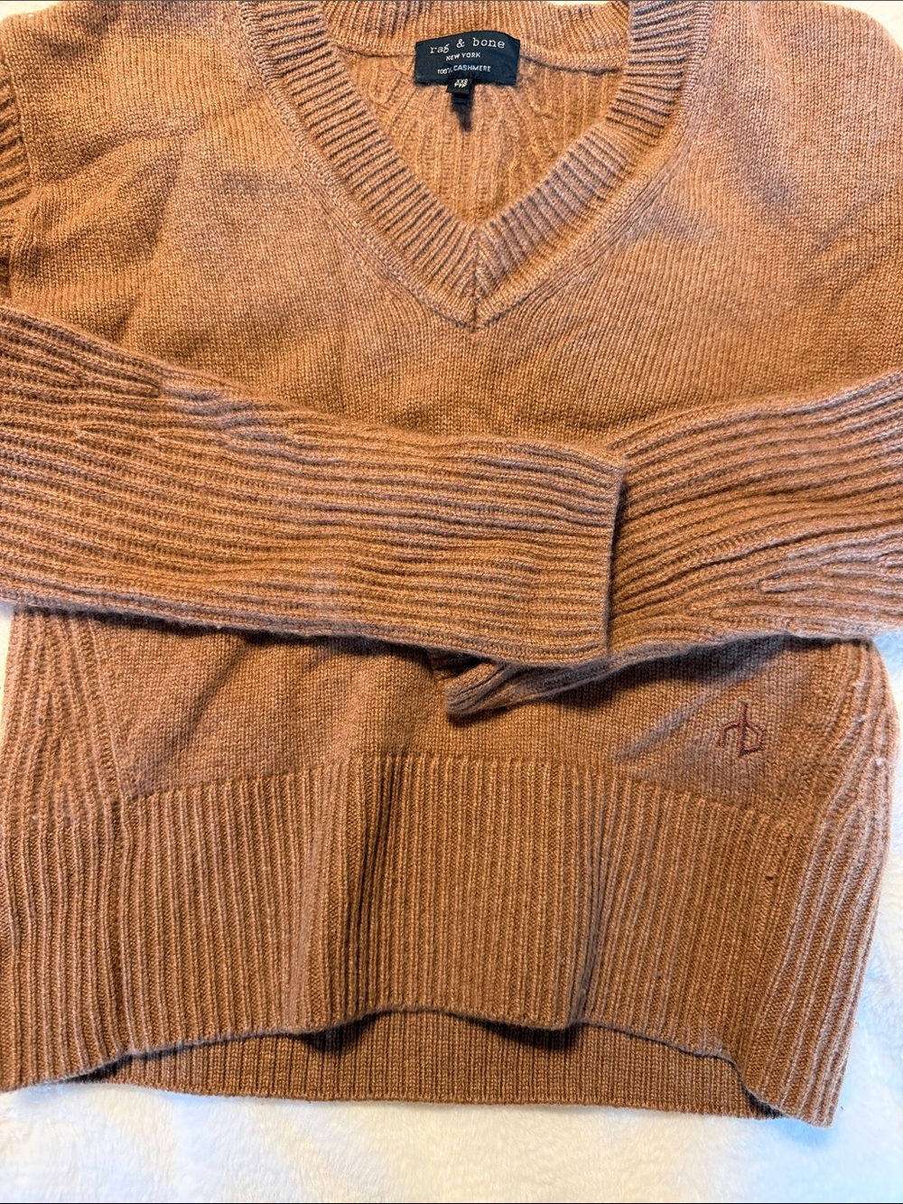 rag & bone Women’s V-Neck Sweater in Camel Brown